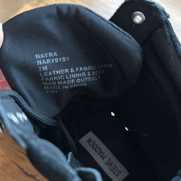 Steve Madden combat boots - Picture 5 of 5